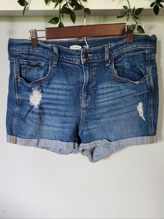 Old Navy Pants - Old Navy Boyfriend Mid Rise Jean Shorts